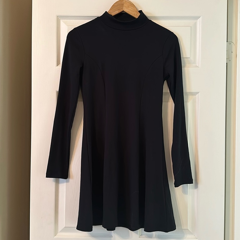 Forever 21 Black Long Sleeve Dress
